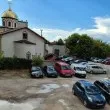 Кръщене или офроуд? Изберете сами зад църквата в Димитровград СНИМКИ