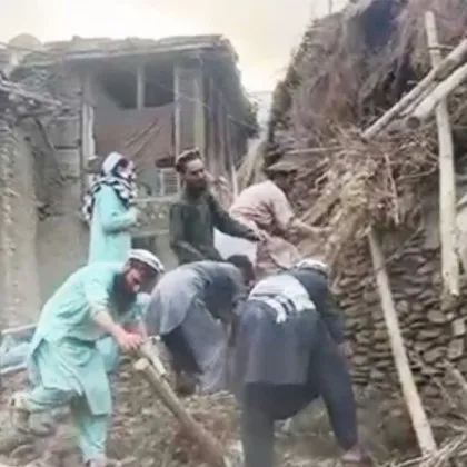 Земетресение в североизточната афганистанска провинция Кунар причини тежка хуманитарна криза