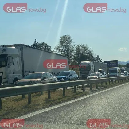 Българите ги очакват три почивни дни по повод 6 септември