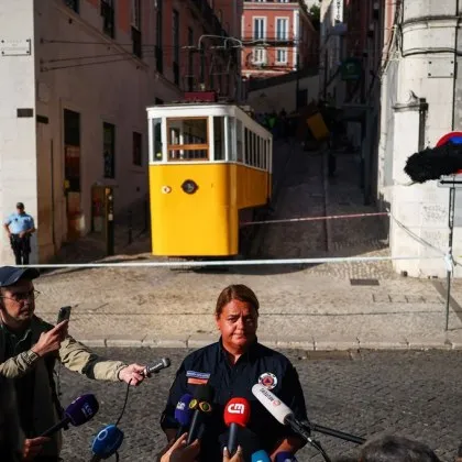 Броят на загиналите в Лисабон нарасна до 17 потвърдиха португалските