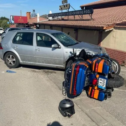 Кола и мотор са се сблъскали край столицата събщават граждани