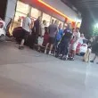 Ауди се вряза в столична бензиностанция, има щети СНИМКИ