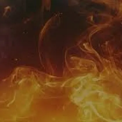 Общо 18 души са пострадали при пожар в предприятие за