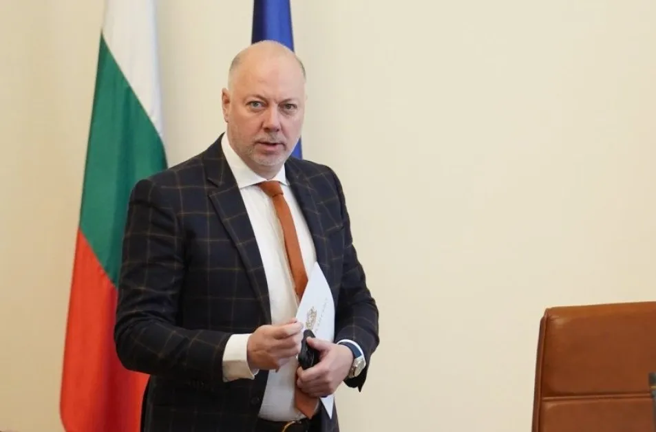 Росен Желязков отива на посещение в Черна гора