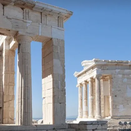 Премиерът на Гърция Кириакос Мицотакис обяви широкомащабни данъчни облекчения Страната