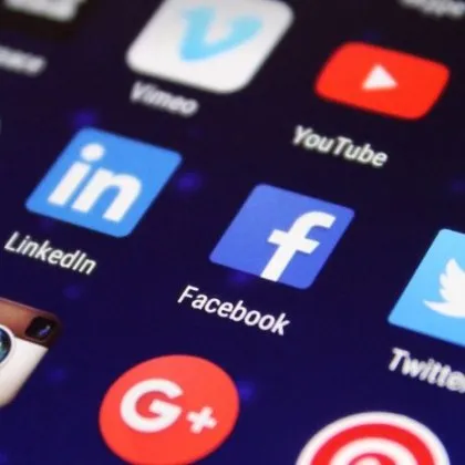 Достъпът до големи социални и комуникационни платформи като X бивш