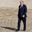 Френското правителство падна - отново