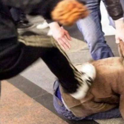 Брутален побой и грабеж на шофьор на камион във Видинско