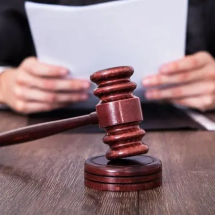 Във връзка с повишения обществен интерес към казуса с четиримата