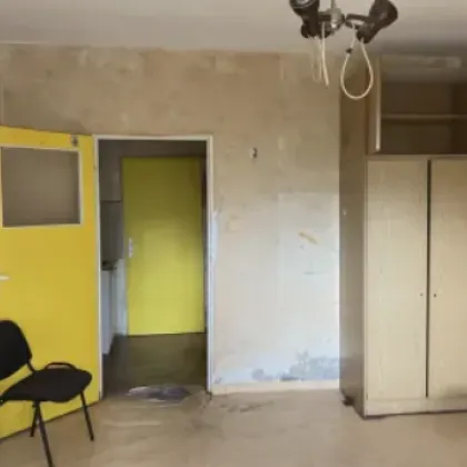 Учени и докторанти от БАН могат да останат без общежитие