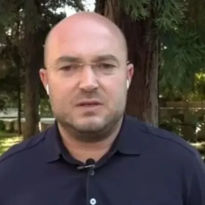 Действията на правителството институциите и съдебната система чрез инстанционния контрол