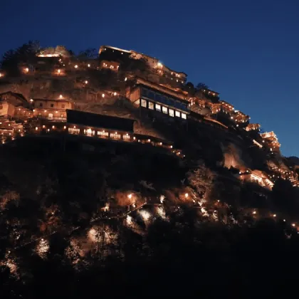 Близо милион туристи идват в провинция Дзянси всяка година за