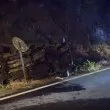 Шофьор се вряза в знак и се обърна, загина ВИДЕО