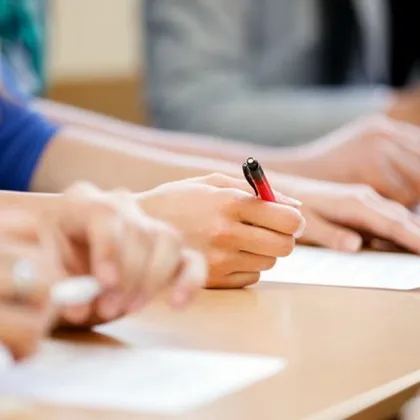 Министерството на образованието и науката МОН представи за учебната 2025 2026