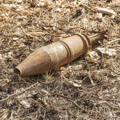 Силно корозирал снаряд откри земеделец при обработване на земеделска земя