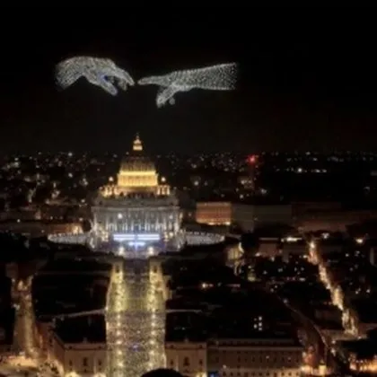 Десетки хиляди хора се събраха на площад Свети Петър в