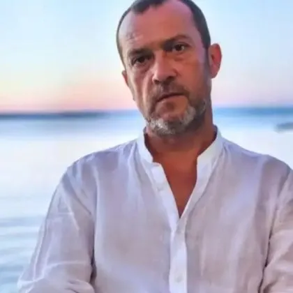 На 53 годишна възраст почина Веселин Караджов съобщиха негови близки в социалните