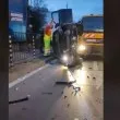 Нов сблъсък между кола и цистерна в София! СНИМКА