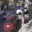 Шофьор и шофьорка в напрежение на пътя! Мрежата скочи на мъжа ВИДЕО