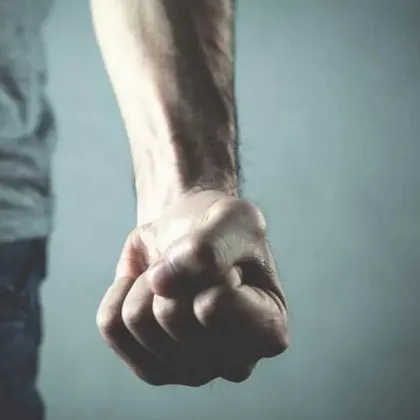 Непълнолетно момче беше задържано от полицията в Пловдив след физическа