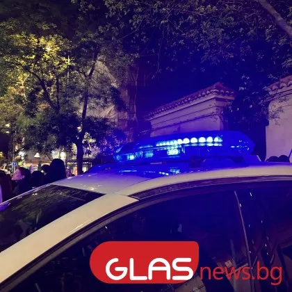 Мъж с тротинетка се е блъснал с бус на Гранична