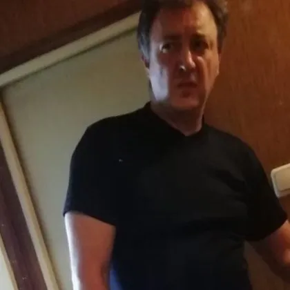 Полицаят който днес почина от сърдечен арест докато охранява протеста