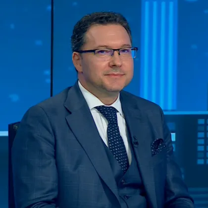 "Фейсбук компилация с тролски коментари": Митов с коментар за вота на недоверие