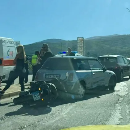 Катастрофа затруднява движението по Околовръстното на София съобщават граждани Произшествието е