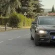 Гладният не мисли за паркинг, а само за банички! СНИМКА