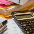 МВФ ни препоръча скок на имотните данъци и осигуровките