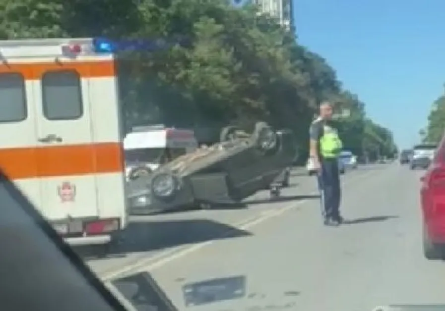 Критично е състоянието на 18-годишната, пострадала при катастрофата с две жертви