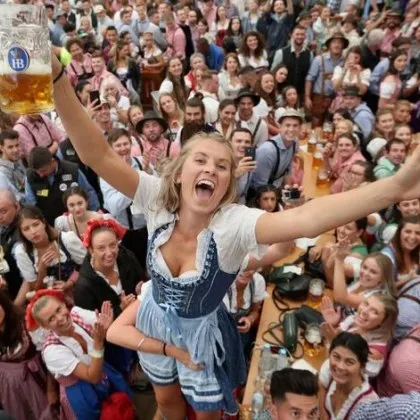 В Мюнхен бе открито 190 ото издание на Октоберфест което ще