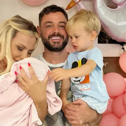 Поп фолк звездата Камелия зарадва почитателите си с трогателна новина