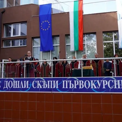 Инициативният комитет на магистър фармацевтите който обединява над 700 семейни аптеки