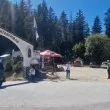 Убийството в Родопите: Жертвата е напръскана със спрей, завързали с белезници приятелката му