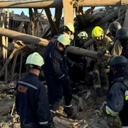 Десетки хиляди домакинства в северна Украйна останаха без ток в