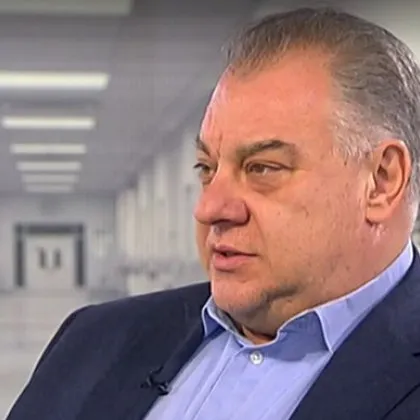 Д-р Мирослав Ненков: И най-тъпият лекар е по-добър от „Гугъл" или Тръмп