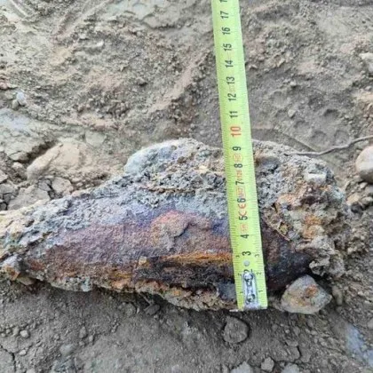 Откриха снаряди при изкопни дейности в Казанлък СНИМКИ