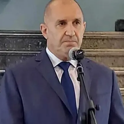 Радев: Аз какво съм виновен, че г-н Борисов не е премиер?