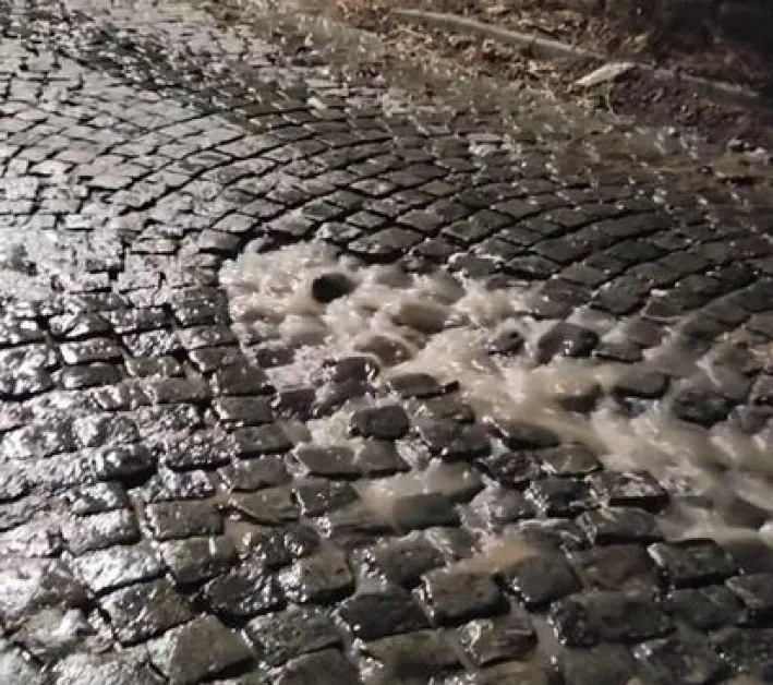 Авария оставя огромна част от Асеновград на сухо СНИМКА