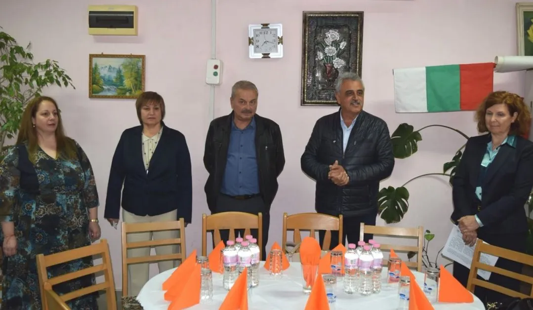 Димитър Иванов към пенсионерите в Граф Игнатиево: Вие сте сребърната инвестиция на България!