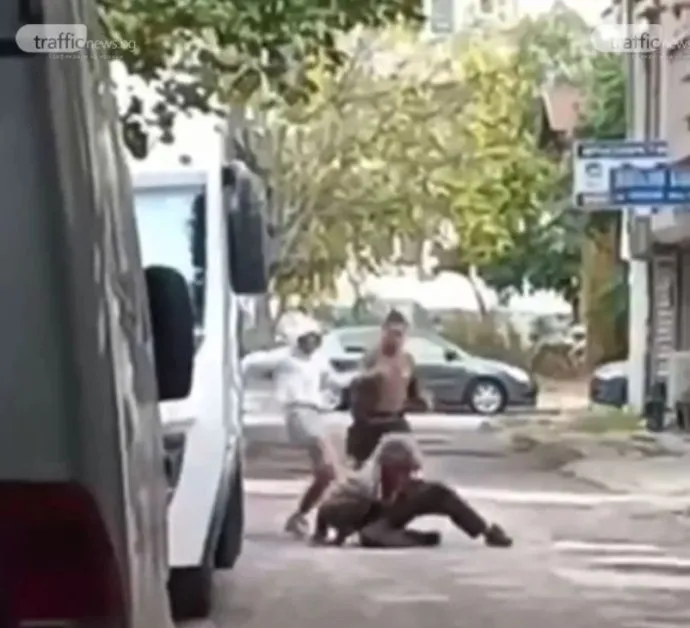 Прокуратурата погна тийнейджърите, пребили пловдивчанин на улицата ВИДЕО