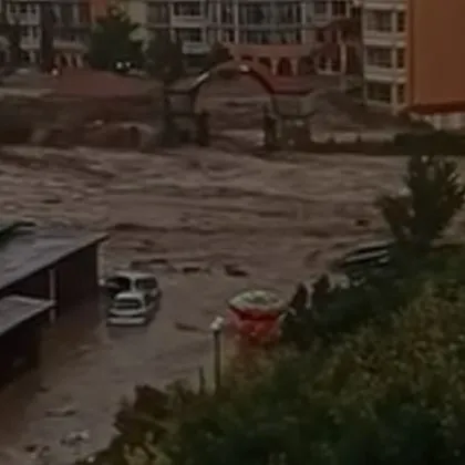 Потопът взе първа жертва