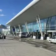 Задържаха жена за фалшив сигнал за бомба на полет от София