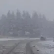 Петрохан остава затворен