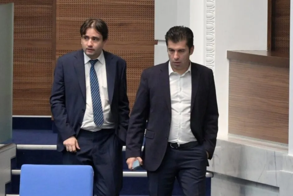 Делото срещу Петков и Божанов тръгва: обвинени в опит за натиск над Йоловски