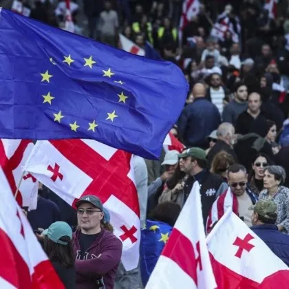 В деня на местните избори: Масови протести и безредици, има ранени