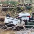 Автомобили в "Елените" са отнесени в морето, басейни, има дори и по тераси