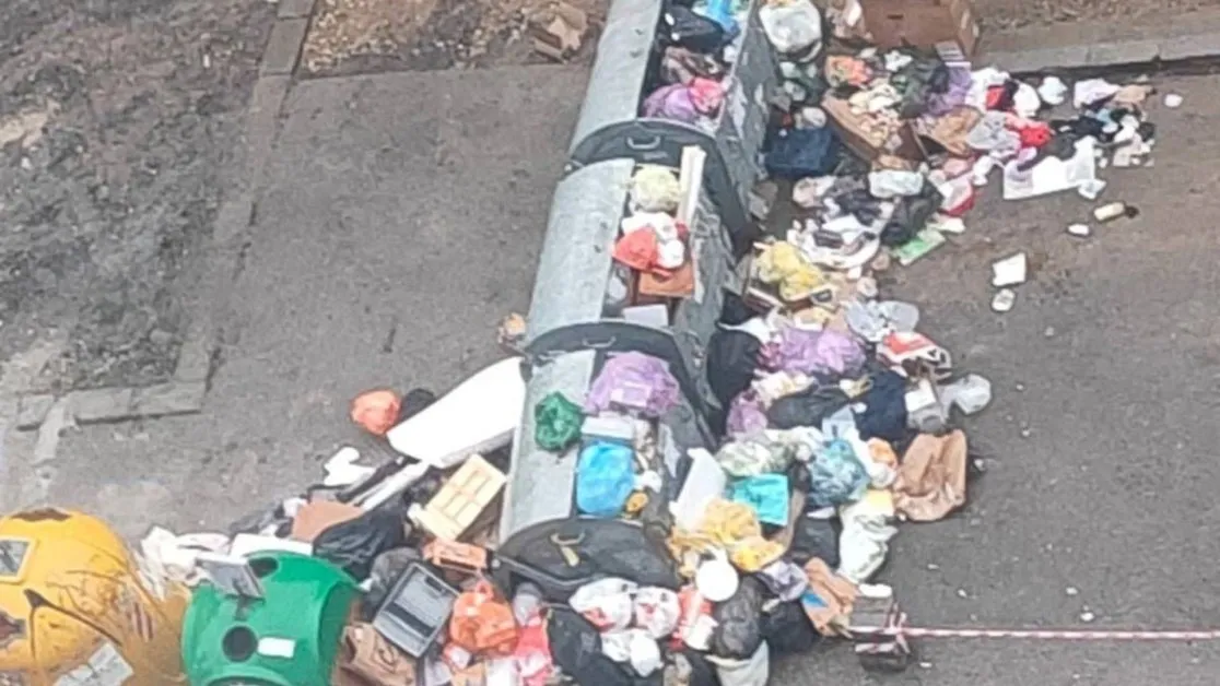 Два столични района остават без сметоизвозване