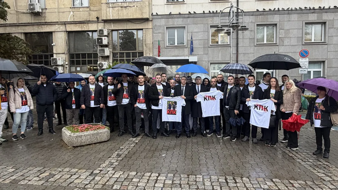 Младежи от ДПС - Ново начало на протест: КПК е бухалка на ПП-ДБ